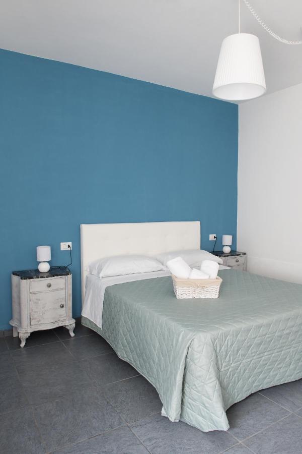 B&B Vicolo Garibaldi Valguarnera Caropepe Ngoại thất bức ảnh